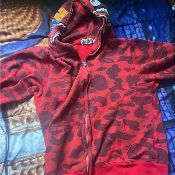 Red bape jacket Great condition worn once. - Picture 6 of 6